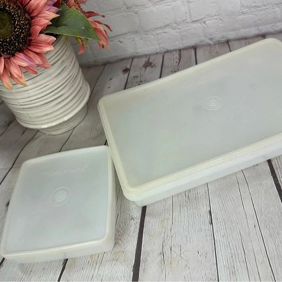 vintage tupperware bundle - Picture 3 of 4